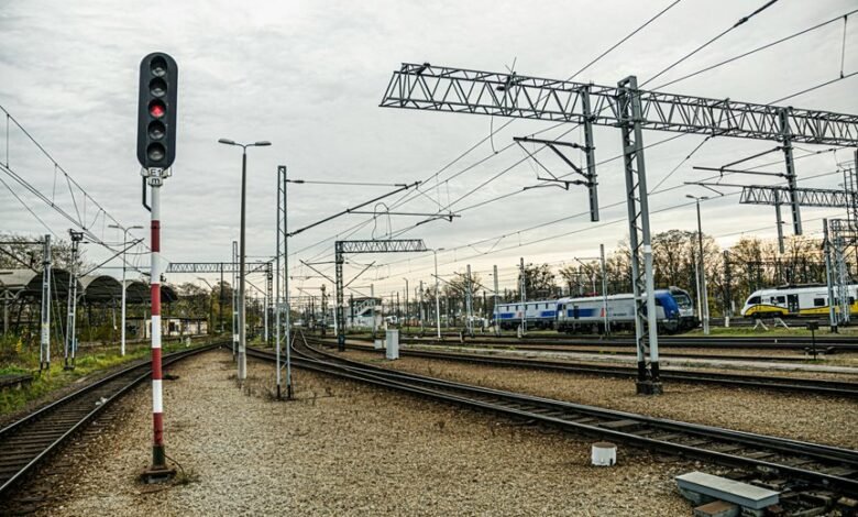 lunar signal hub details